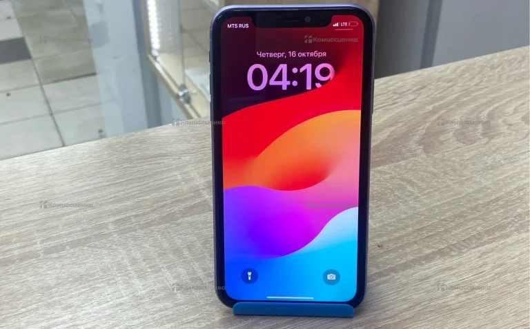 Apple iPhone 11 4/64 ГБ