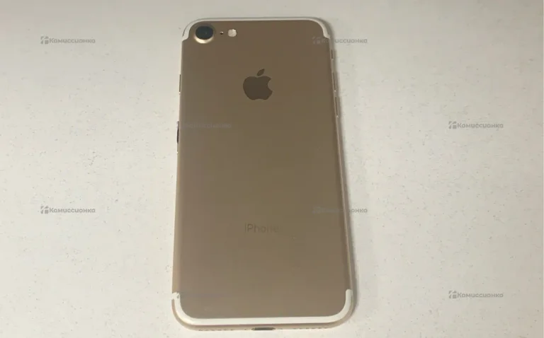 Apple iPhone 7 2/32 ГБ