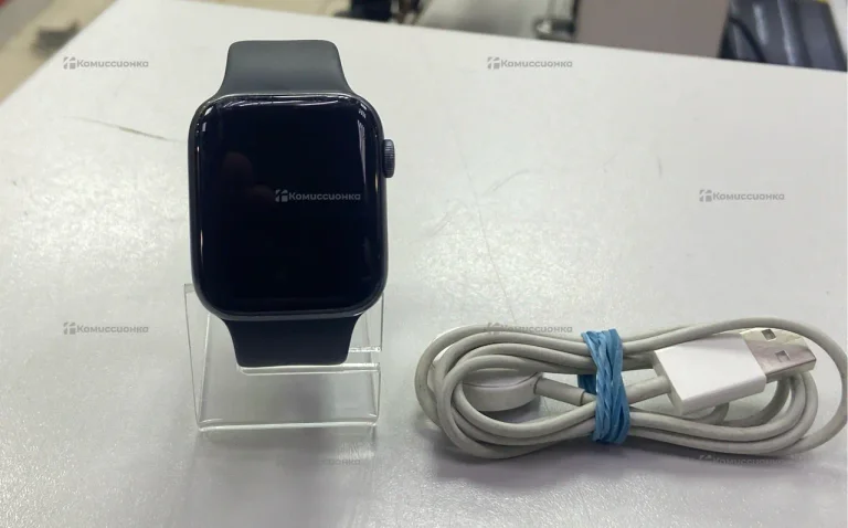 Часы Apple Watch Series 6 44mm