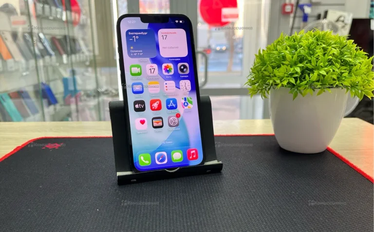 Apple iPhone 13 4/256 ГБ