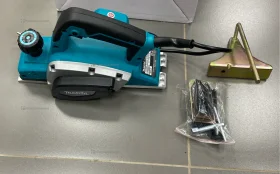 рубанок Makita.