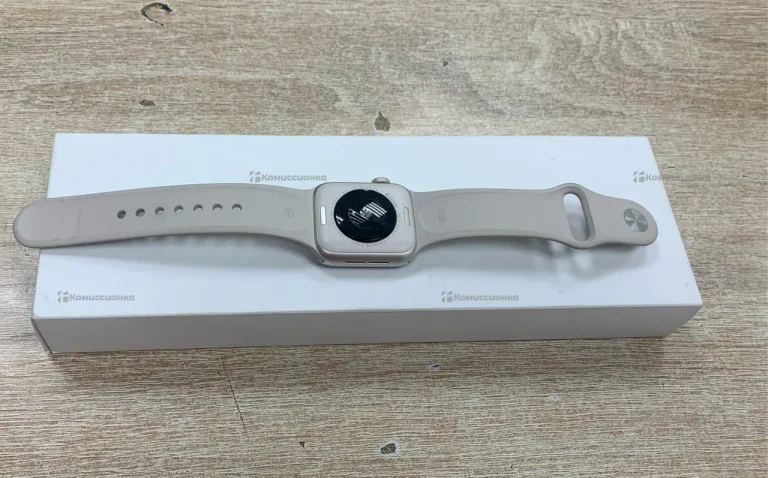Часы Apple Watch SE (Gen2) 40mm