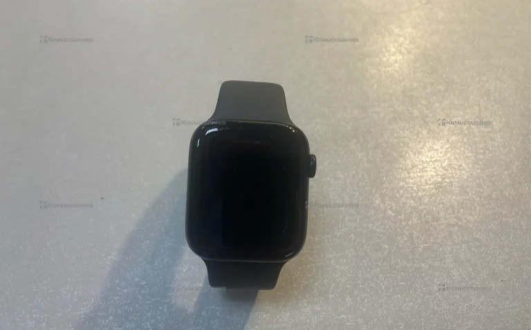 Часы  Apple Watch SE 2