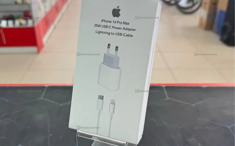Блок с проводом IPhone