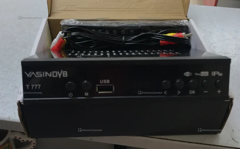 Цифровая ТВ приставка Yasin DVB