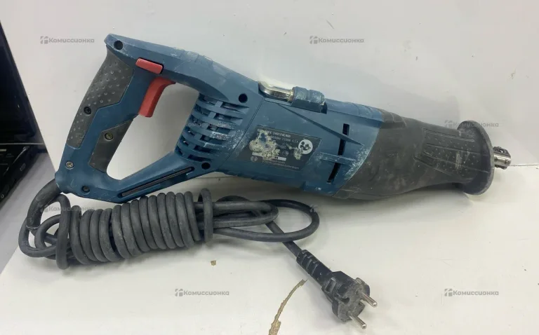 Сабельная пила Bosch GSA1100e