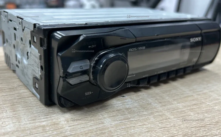 Автомагнитола Sony DSX-A35UE
