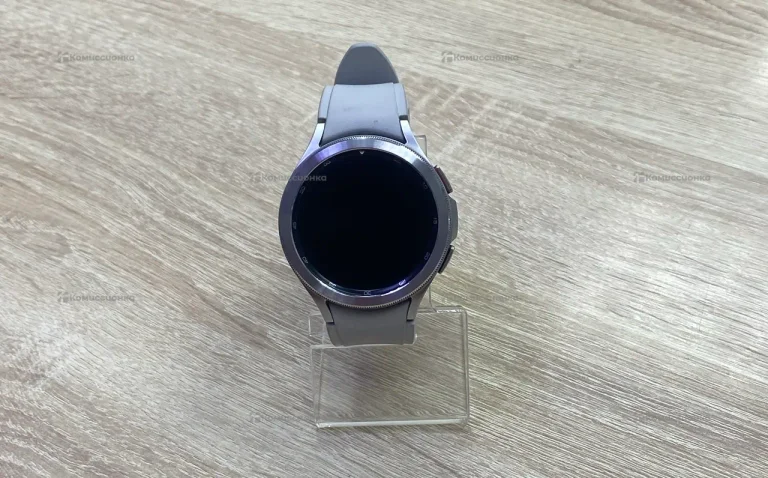 Часы Samsung Galaxy Watch4 classic