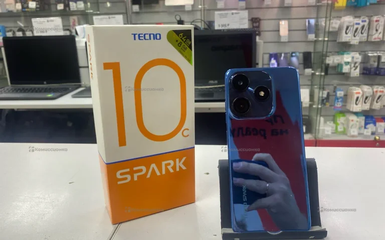 Tecno Spark 10C 4/64 ГБ