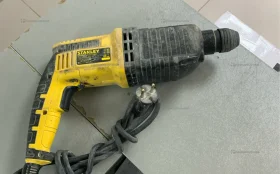 Перфоратор STANLEY STHR223K
