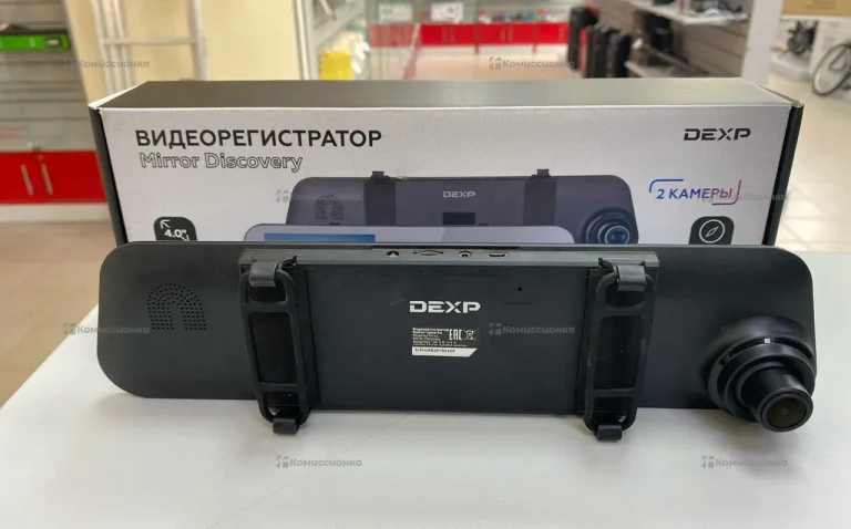 Видеорегистратор  зеркало Dexp