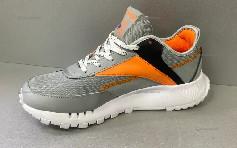 Кроссовки Reebok Classic 43р