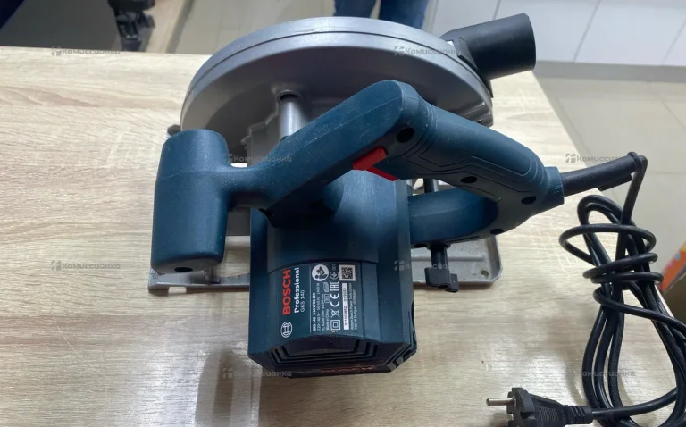 Дисковая пила Bosch GKS140