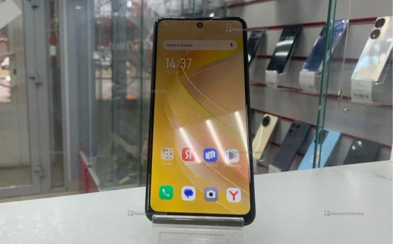 Infinix Smart 8 4/128 ГБ