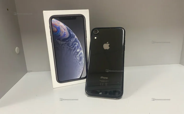 Apple iPhone XR 3/64 ГБ