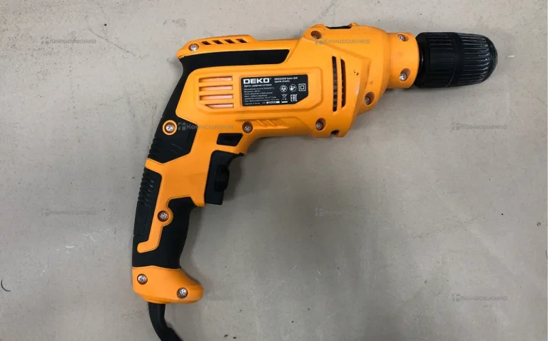 Дрель ударная DEKO DKID650W