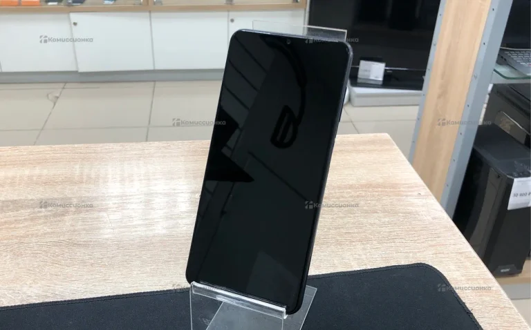 Samsung Galaxy M12 3/32 ГБ