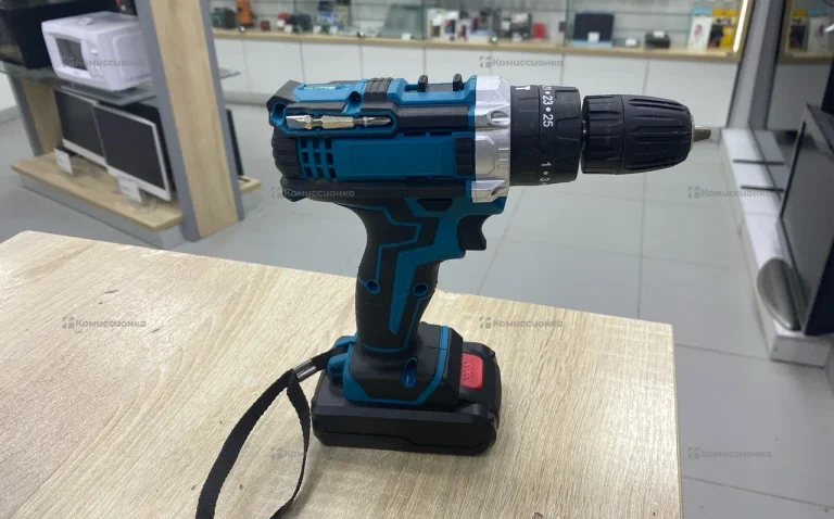 Аккумуляторный шуруповерт Makita реплика