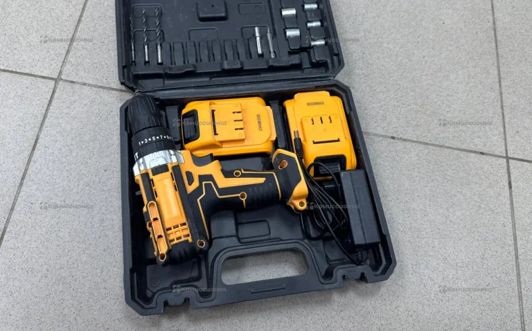Шуруповерт DeWalt replica