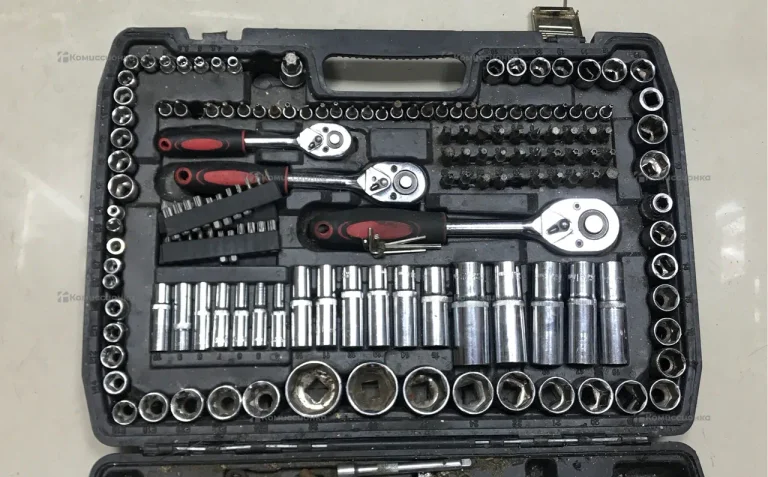 Набор инструментов 216