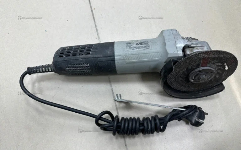Углошлифовальная машина Ресанта УШМ-125/1100