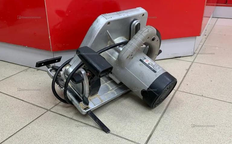 Дисковая пила Интерскол ДП-235/2000М