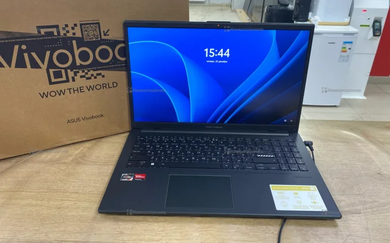 Ноутбук ASUS VivoBook E1504F-BQ664