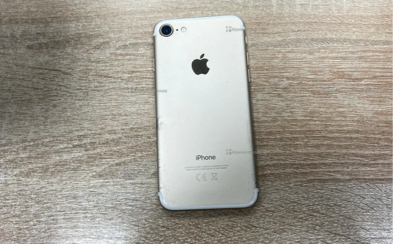 Apple iPhone 7 2/32 ГБ