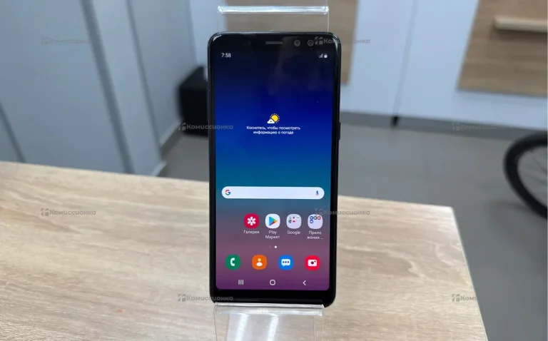 Samsung Galaxy A8 2/32 ГБ