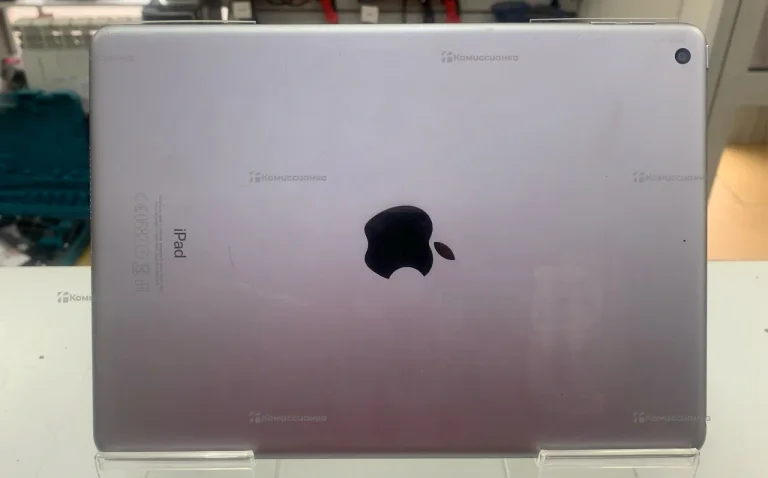 Планшет Apple ipad (5-поколения) 32GB