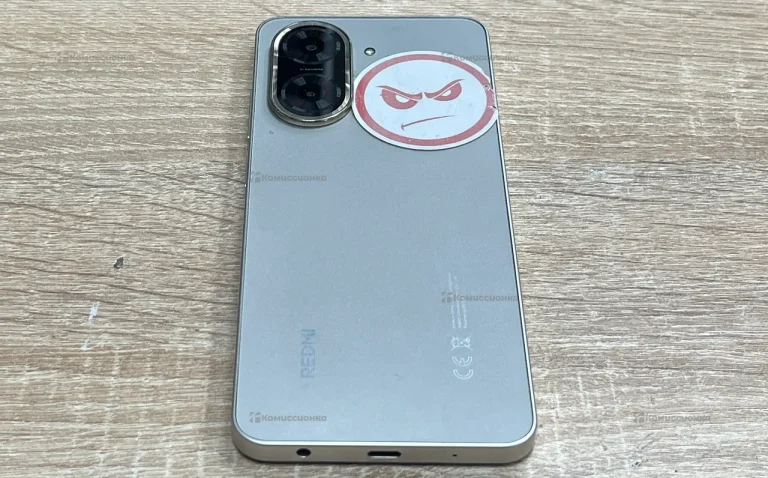 Xiaomi Redmi 5 4/64 ГБ