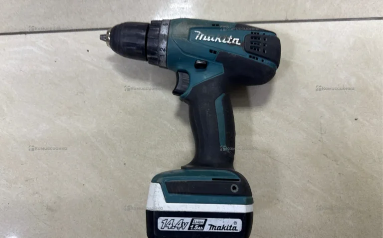 Дрель-шуруповерт makita DF347D