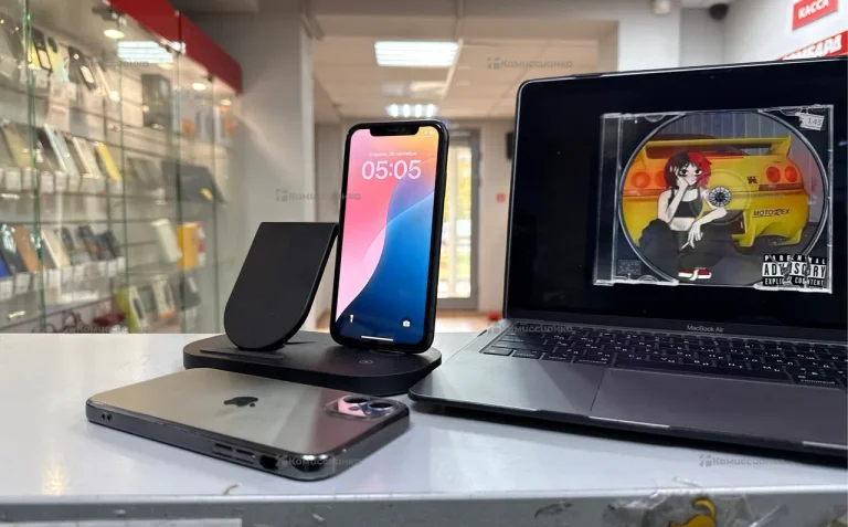 Apple iPhone 11 4/64 ГБ