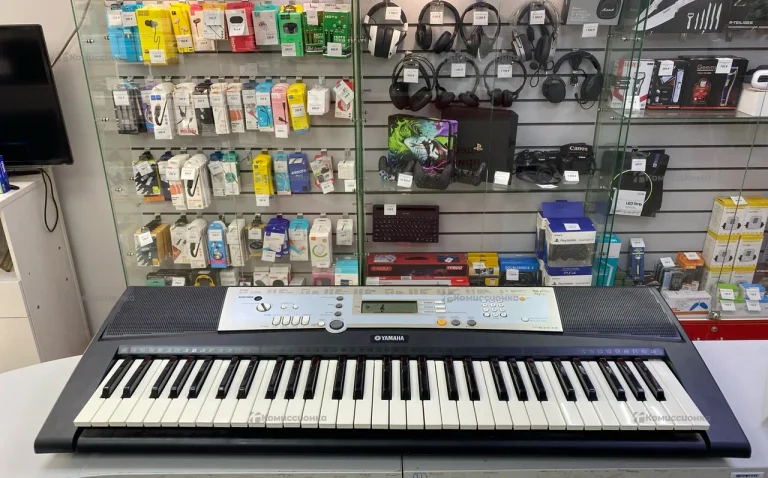 Синтезатор YAMAHA PSR-E203