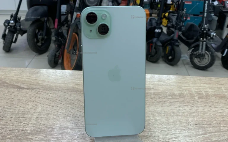Apple iPhone 15 Plus 6/128 ГБ