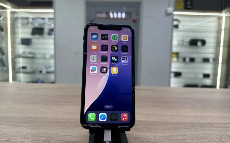 Apple iPhone XR 3/64 ГБ