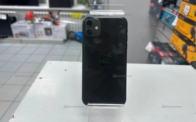 Apple iPhone 11 4/128 ГБ