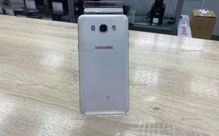 Samsung Galaxy J7 (2016) SM-J710F