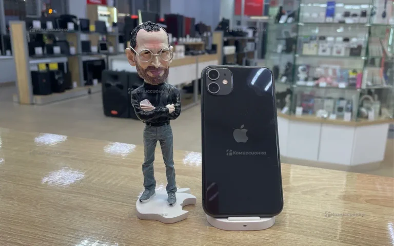 Apple iPhone 11 4/128 ГБ