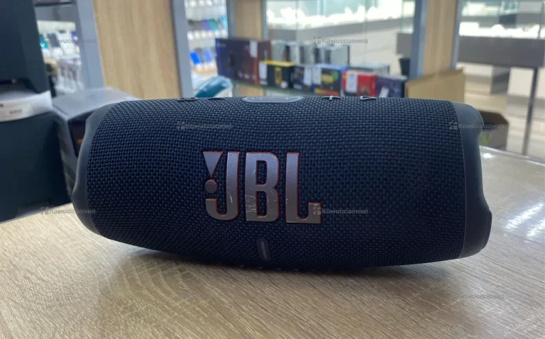 Колонка  JBL CHaRGE 5