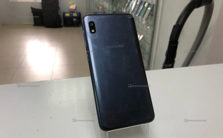 Samsung Galaxy A10 3/32 ГБ