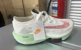 Кроссовки Nike zoomx 39