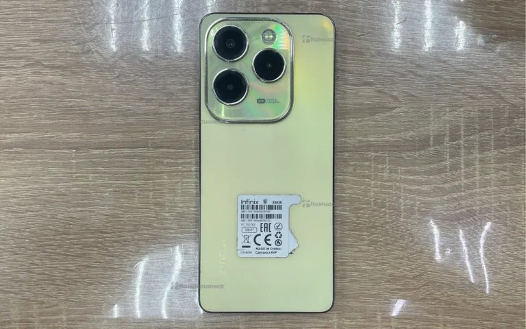 Infinix Hot 40 8/128 ГБ