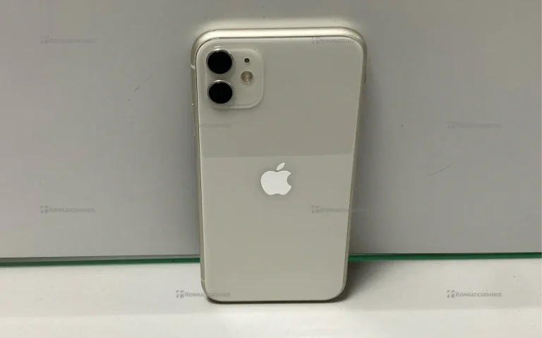 Apple iPhone 11 4/64 ГБ