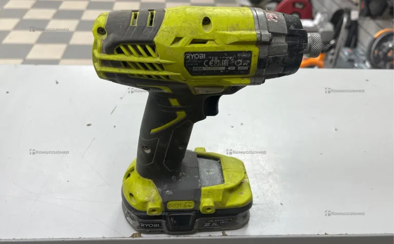 винтоверт Ryobi r18ID3