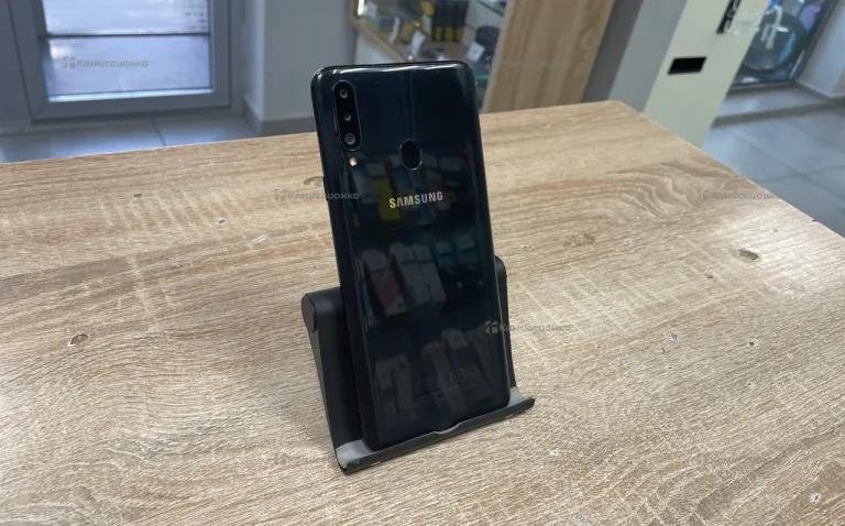 Samsung Galaxy A20s 3/32 ГБ