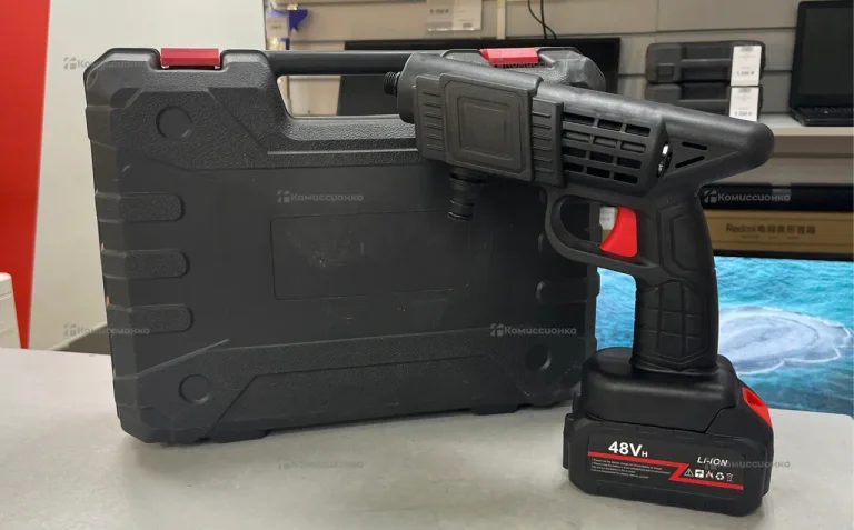 Аккумуляторная мойка Черная