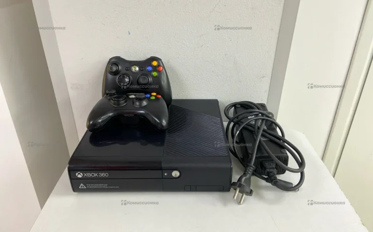 Приставка Xbox 360E 500Gb