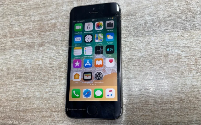 Apple iPhone 5s 1/16 ГБ