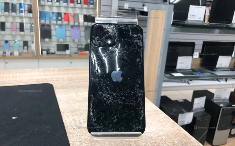 Apple iPhone 13 4/128 ГБ